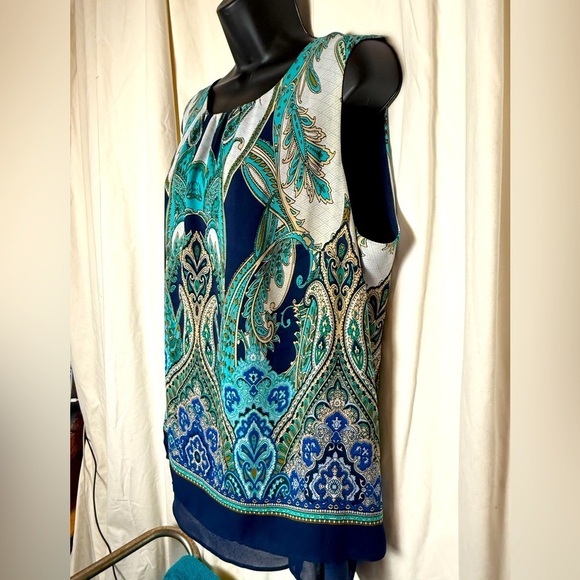 Rose & Olive Layered Split Back Paisley Sleeveless Dressy Blouse Womens Sz 1X - Picture 3 of 6